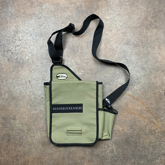 Quiksilver 90s green sling bag