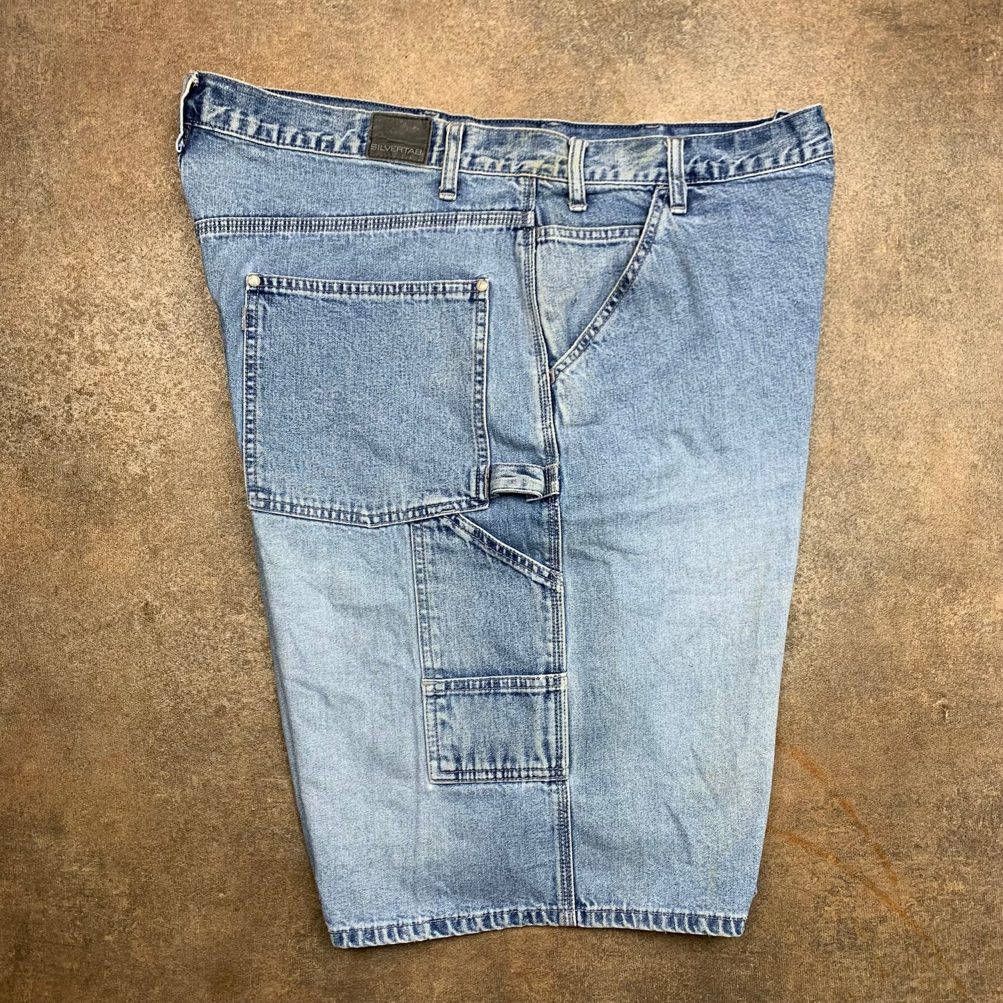 Levi's Silvertab 00s blue baggy carpenter jorts