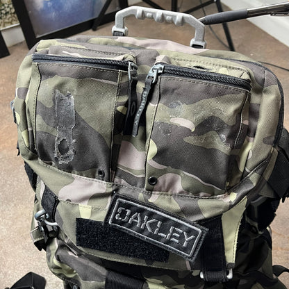 Oakley Mechanism 3.0 camo backpack