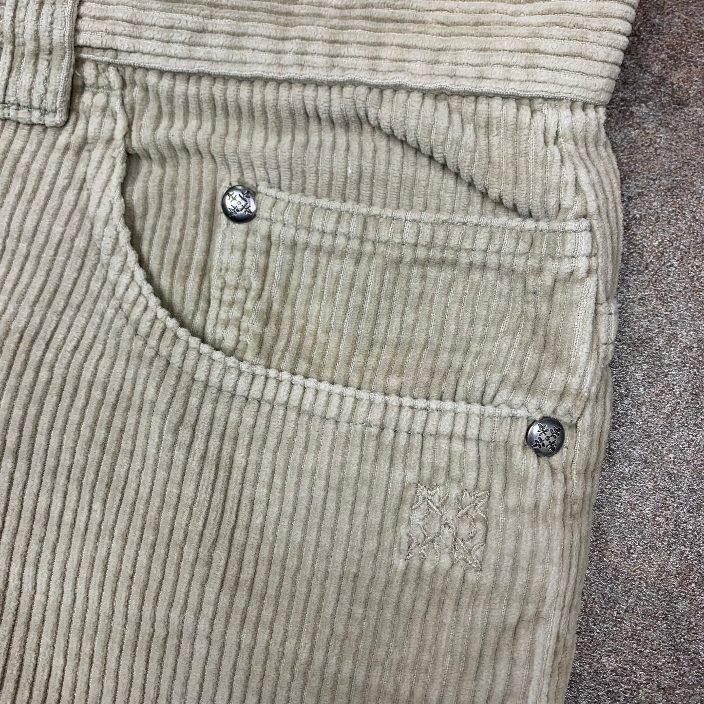 Oxbow 00s cream corduroy baggy jeans (32")