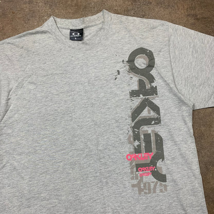 Oakley Software 00s graphic tee (L)