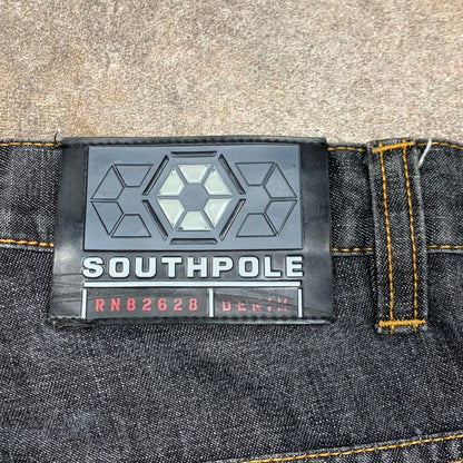 Southpole 90s black baggy graphic carpenter jorts