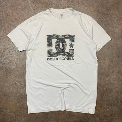 DC Shoes 00s camo graphic tee (S)