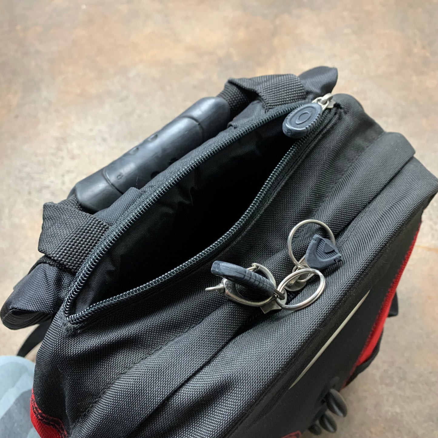 Oakley Software 00s Spike backpack