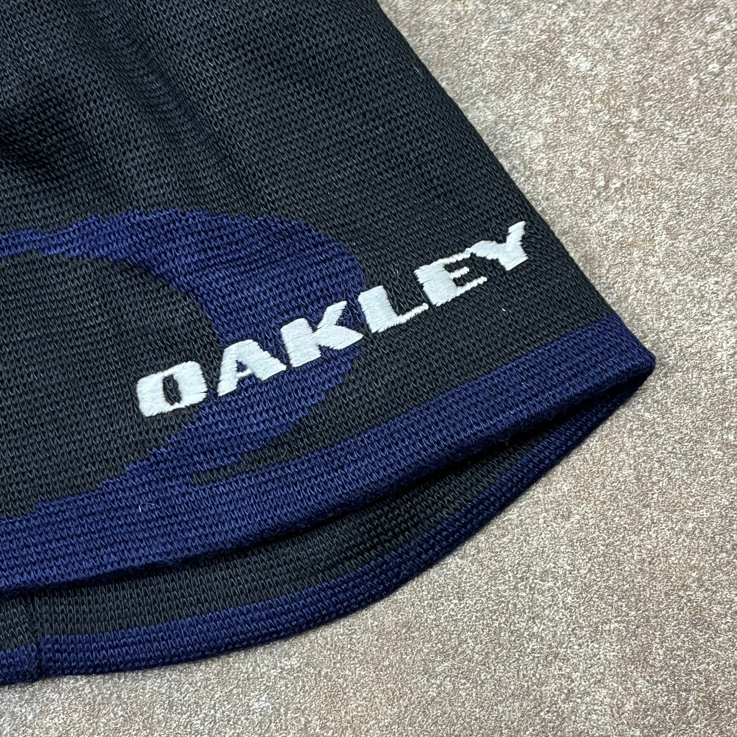 Oakley Software 00s deadstock beanie