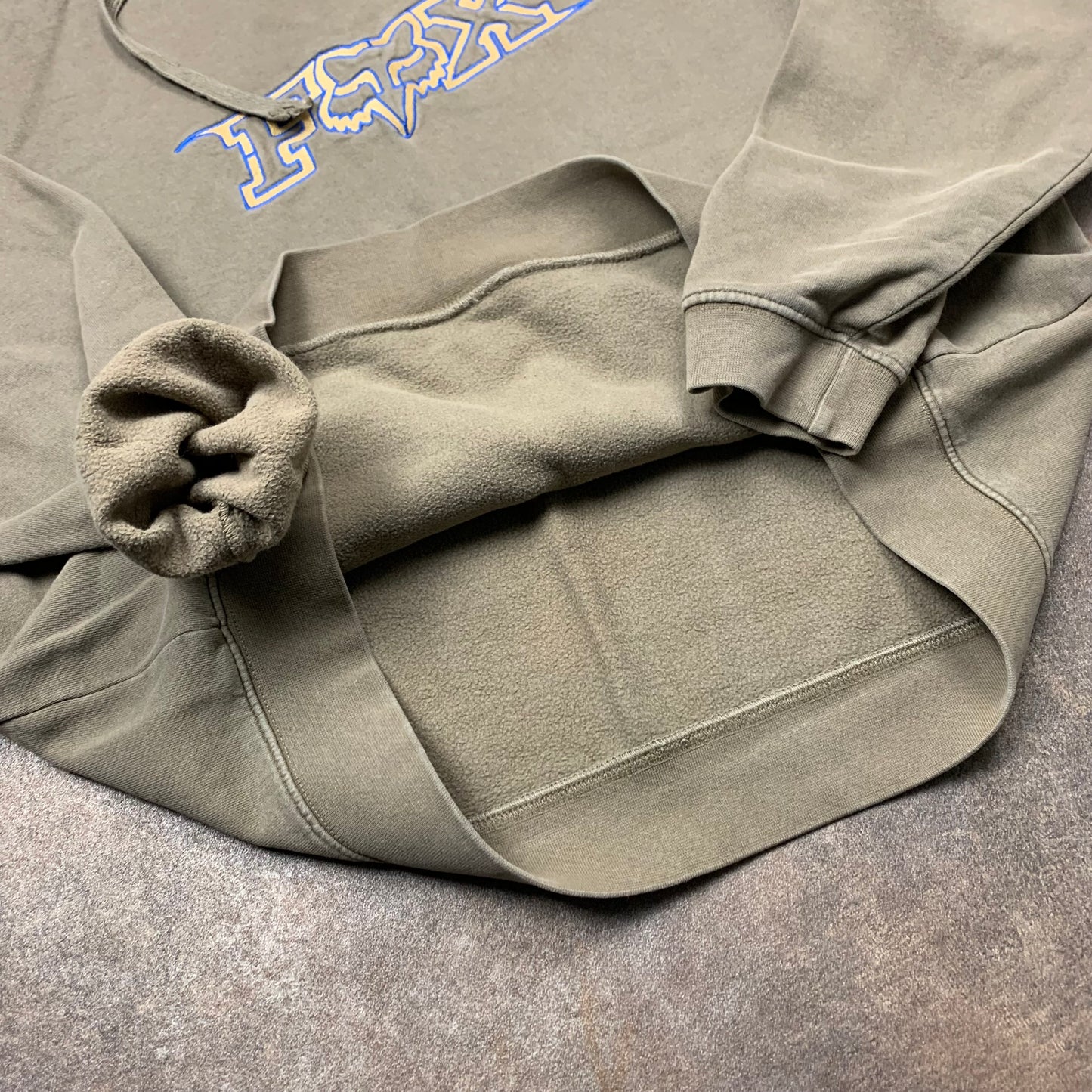 Fox Racing 00s brown boxy graphic hoodie (M)