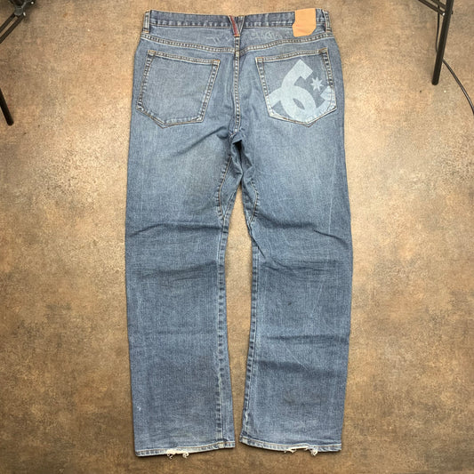 DC Shoes baggy graphic jeans