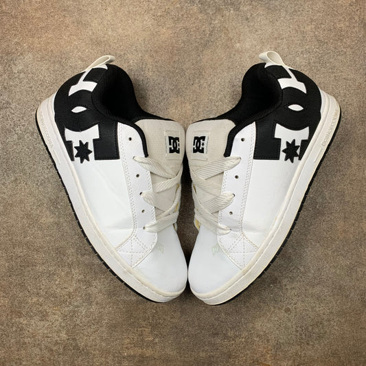 DC Shoes Court Graffik trainers