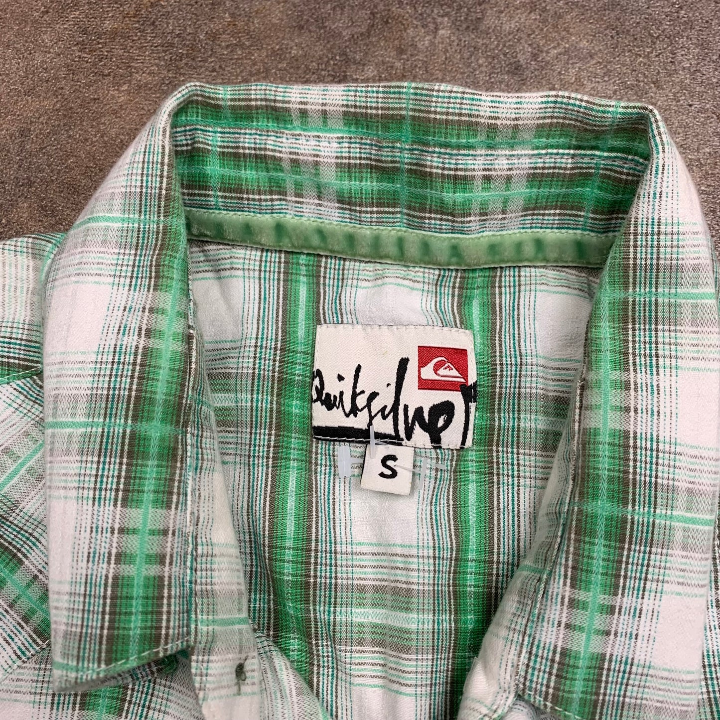 Quiksilver 00s plaid button shirt (S)