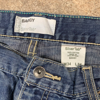 Levi's Silvertab 00s baggy navy jeans