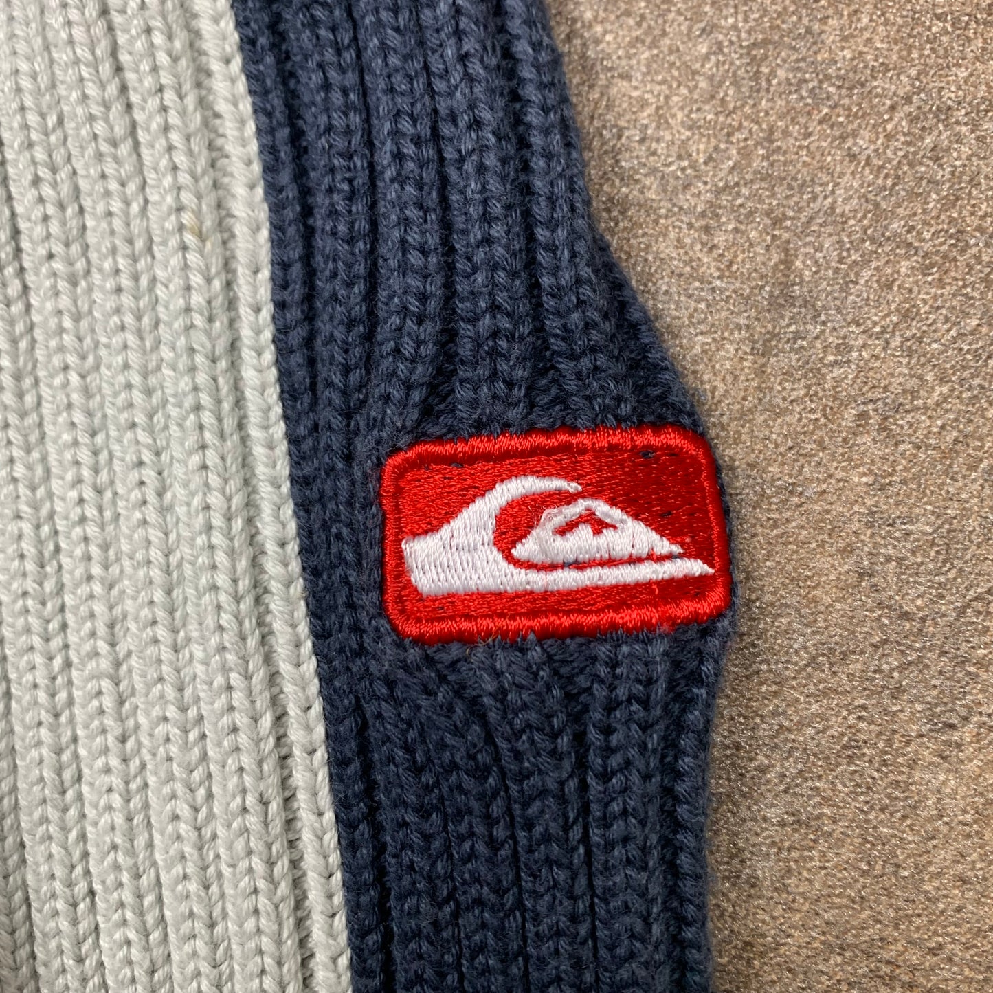 Quiksilver 90s off-white side stripe knit (S)