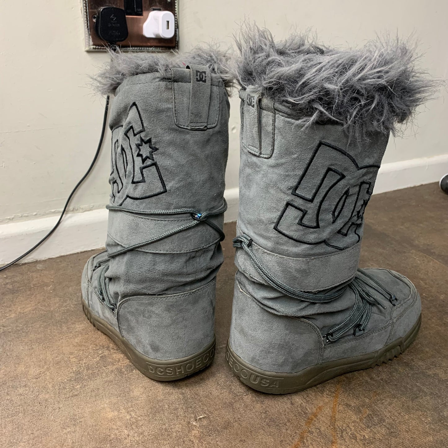 DC Shoes 00s grey suede Chalet snow boots (8)