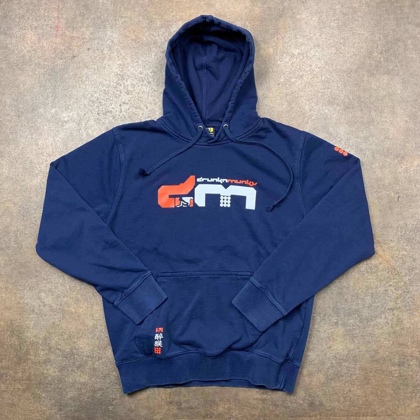 Drunknmunky 00s boxy graphic hoodie (M)