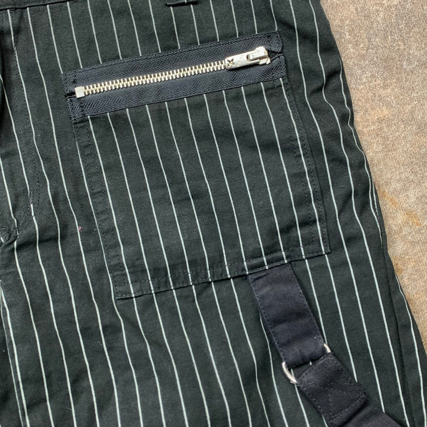Tripp NYC 90s black pinstripe maxi skirt (M)