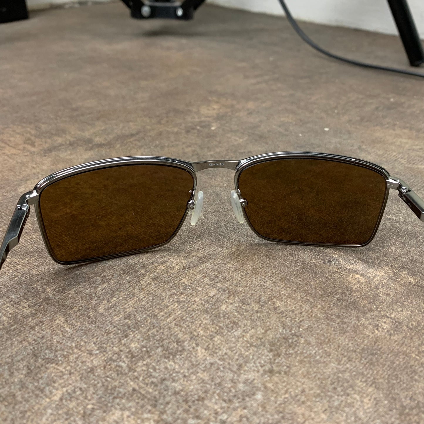 Oakley 00s Conductor 6 sunglasses
