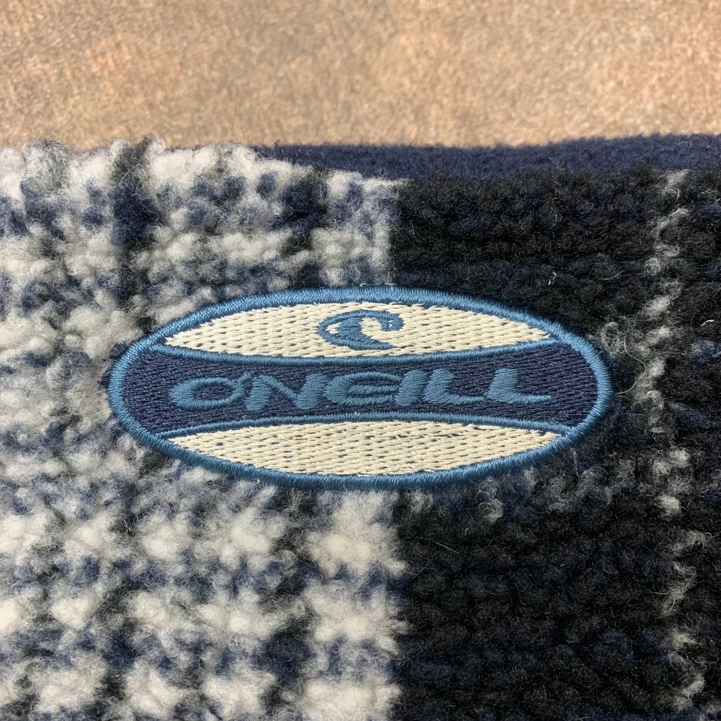 O’Neill 00s reversible plaid navy beanie