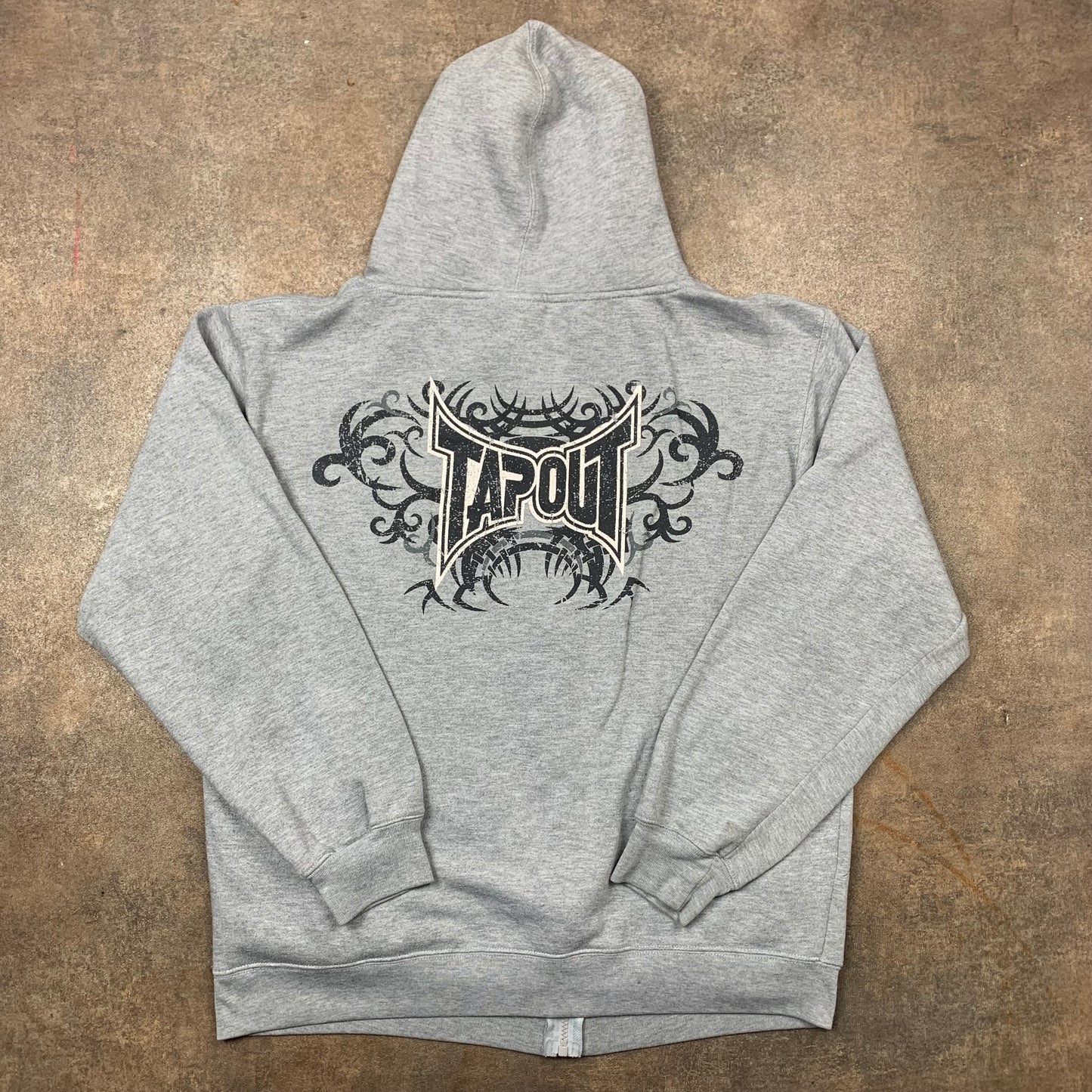 Tapout 00s boxy graphic zip hoodie (XL)