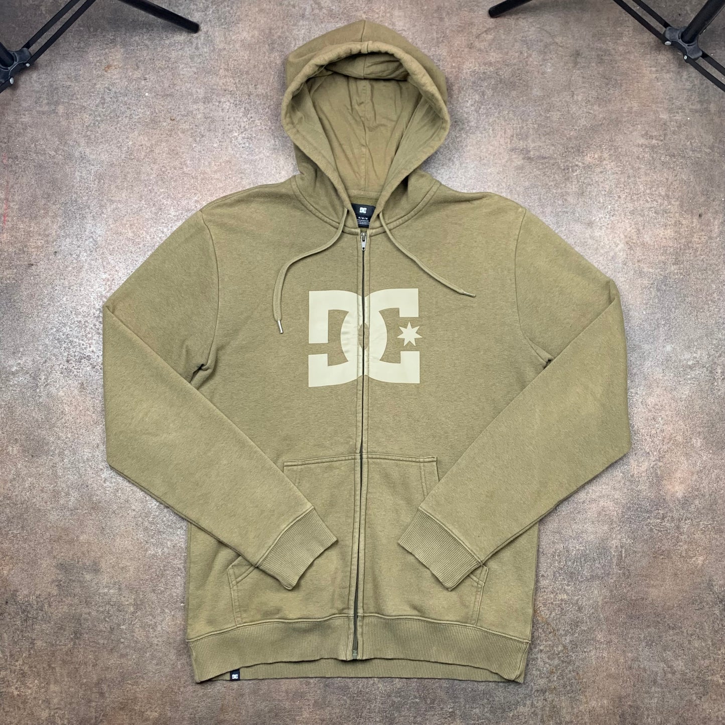 DC Shoes graphic khaki zip hoodie