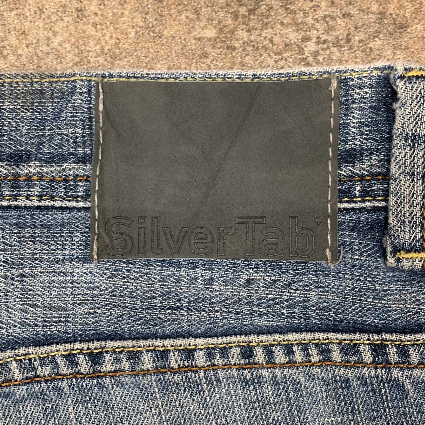 Levi's Silvertab 00s baggy washed jeans (33")
