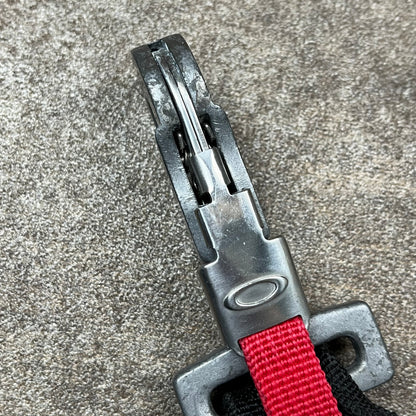 Oakley 00s Standard Issue clip