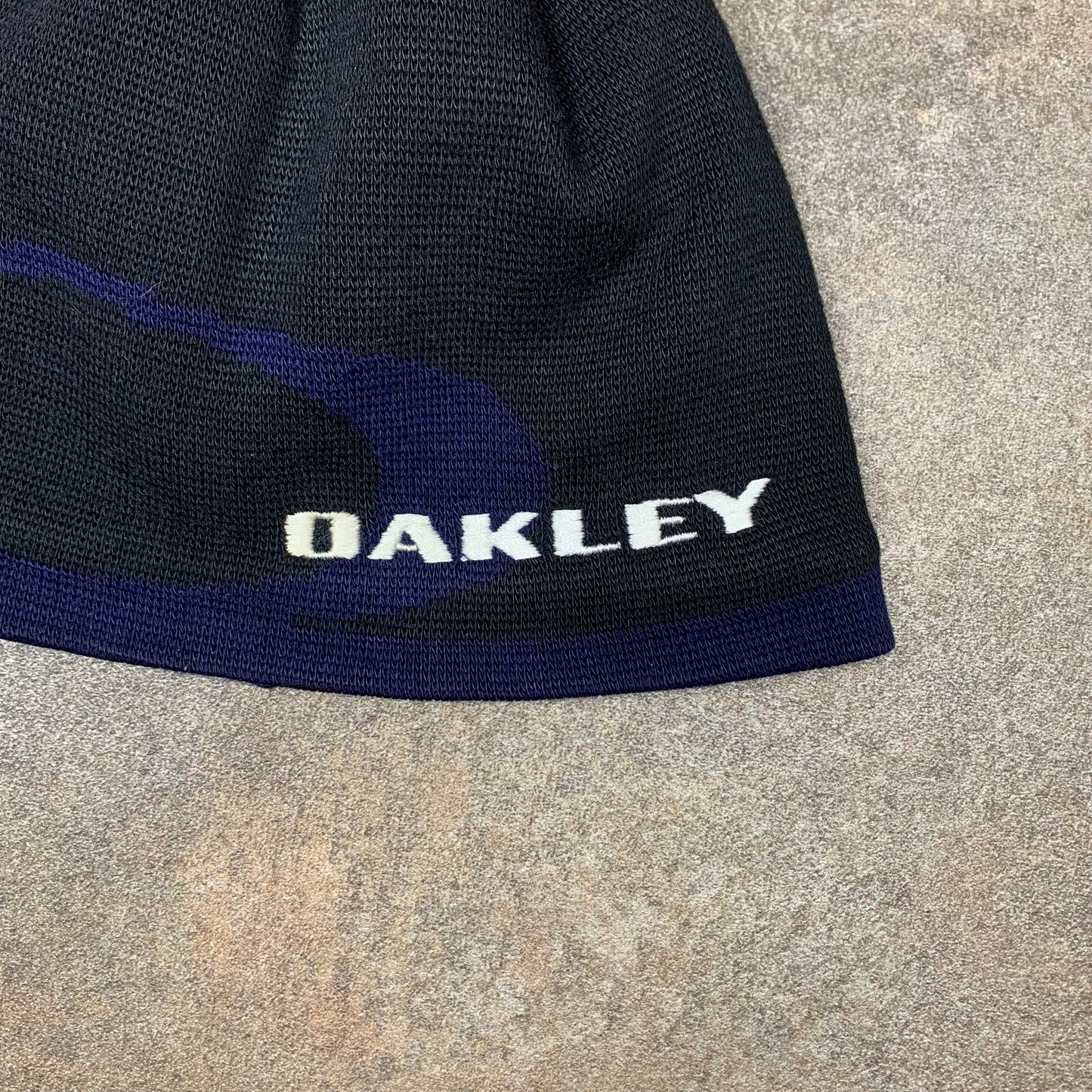 Oakley Software 00s graphic beanie
