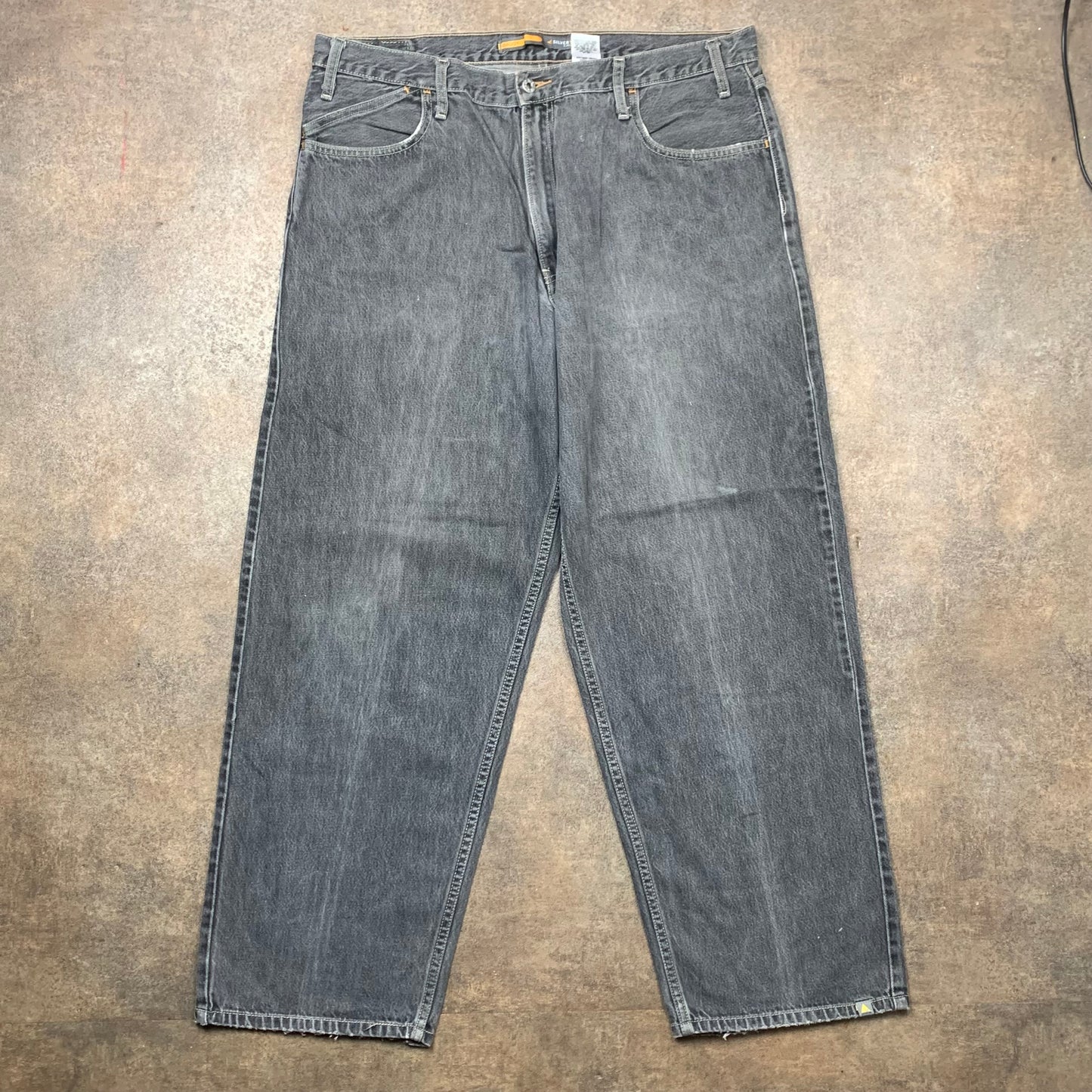 Levi's Silvertab 00s baggy faded jeans (40")