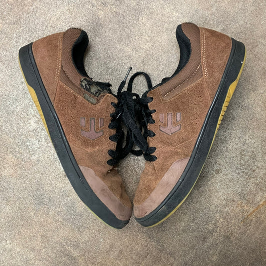 Etnies 00s Marana brown skate shoes