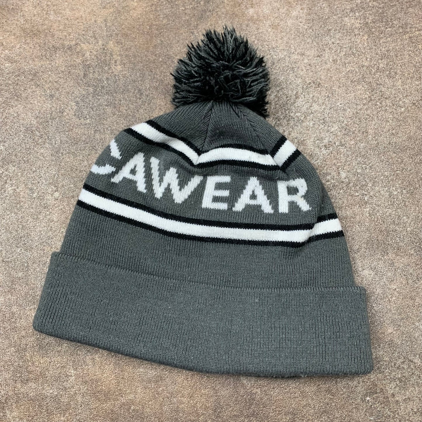 Rocawear 00s grey bobble beanie hat