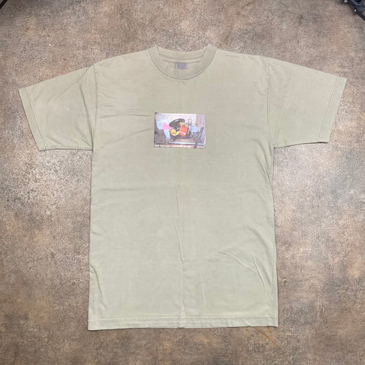 howies 00s graphic cream beige graphic tee