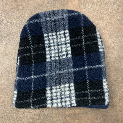 O’Neill 00s reversible plaid navy beanie