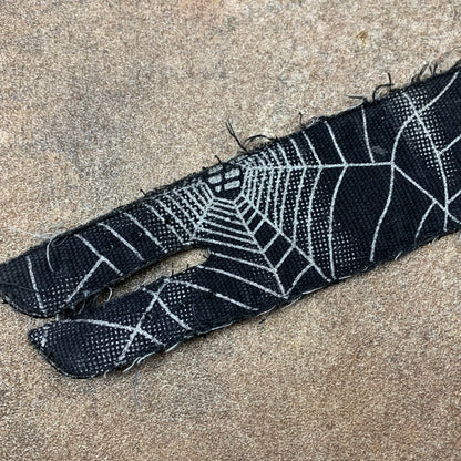 New Rock 00s spider web wristband