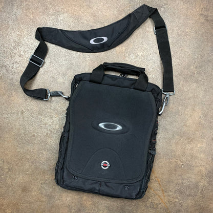 Oakley 00s technical laptop bag