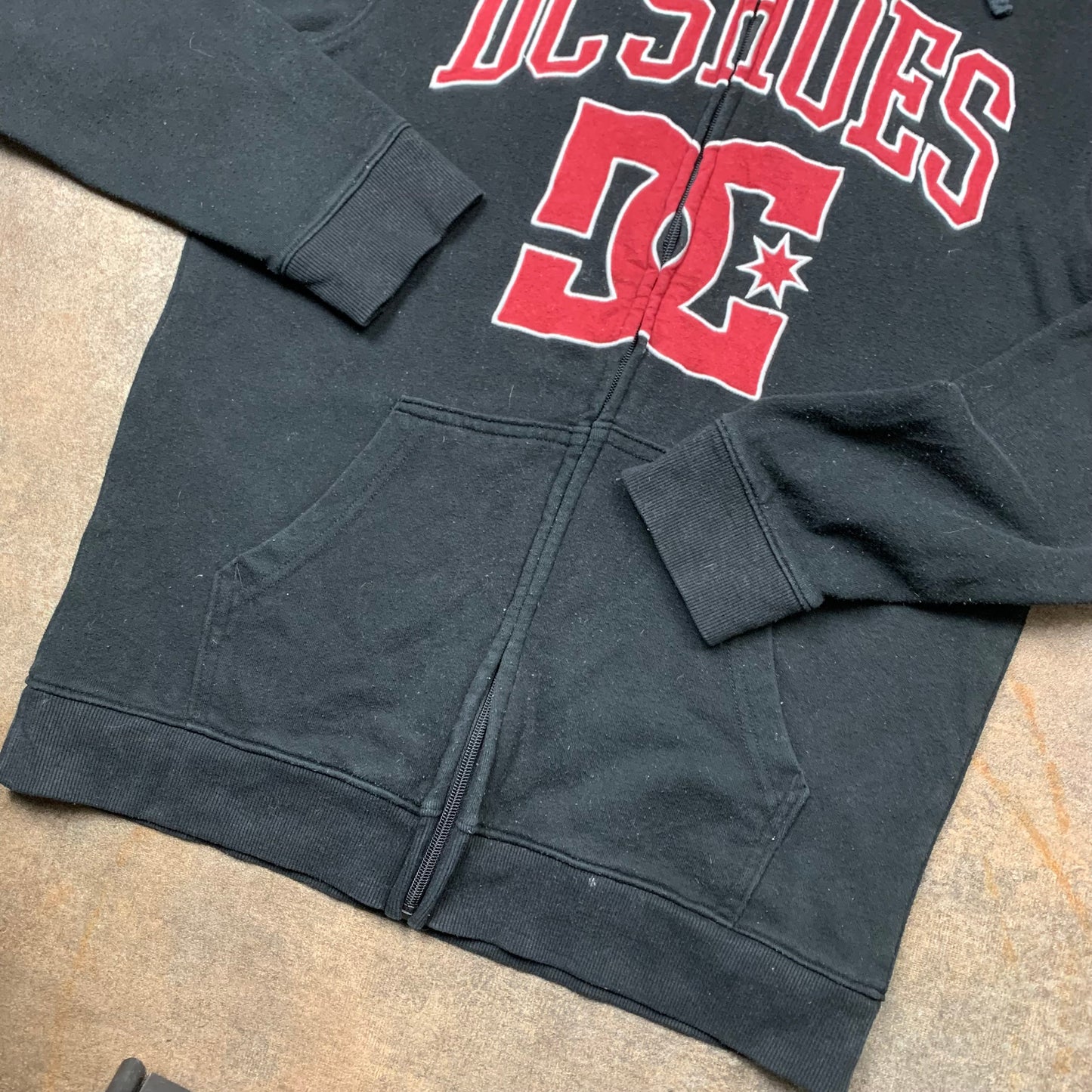 DC Shoes 00s black graphic hoodie