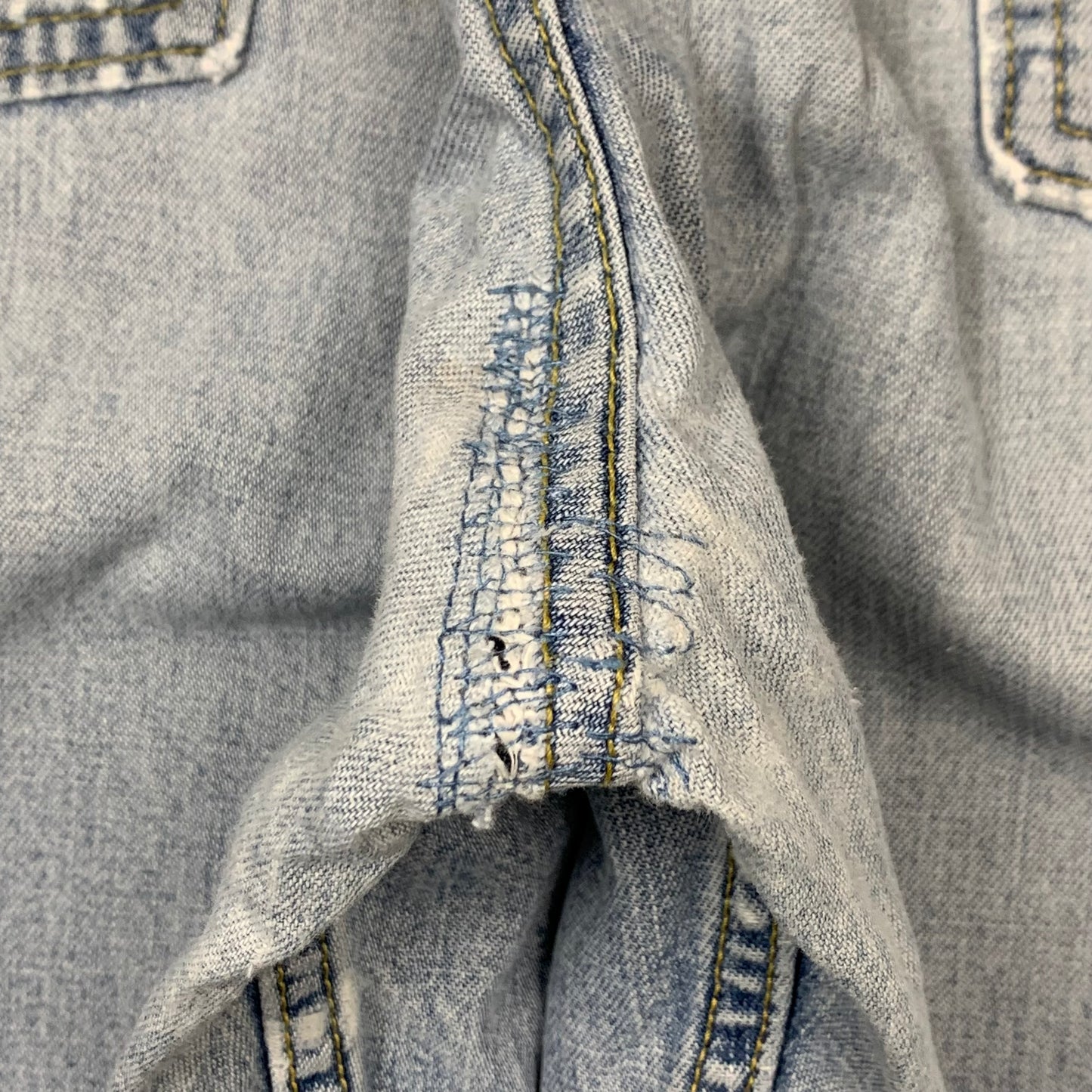 Levi's Silvertab 00s baggy pale jeans (38")
