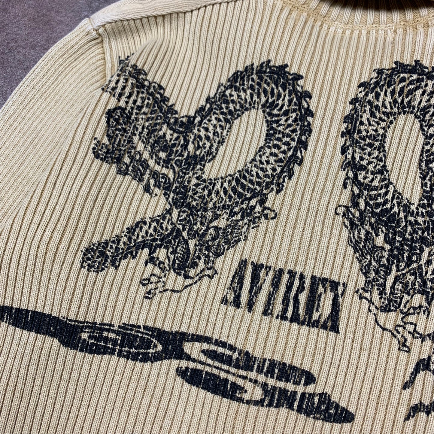 Avirex 00s cream dragon double zip knit