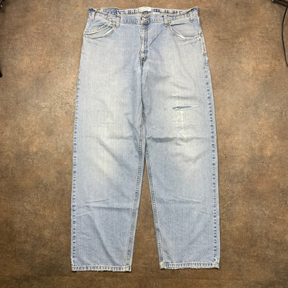 Levi's Silvertab 00s baggy pale jeans (38")