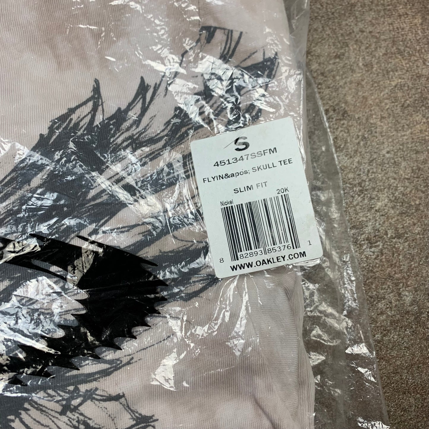 Oakley 00s Flying Tiger deadstock tee