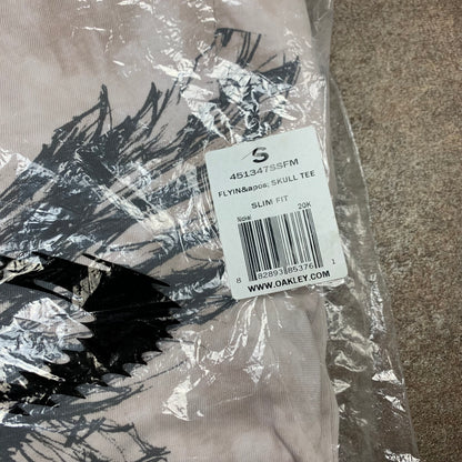 Oakley 00s Flying Tiger deadstock tee