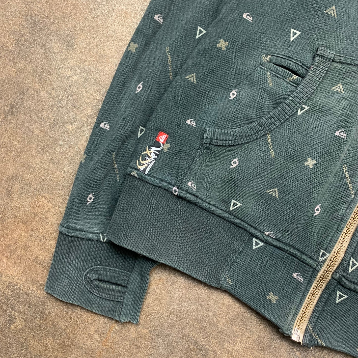 Quiksilver 00s full zip hoodie (S)