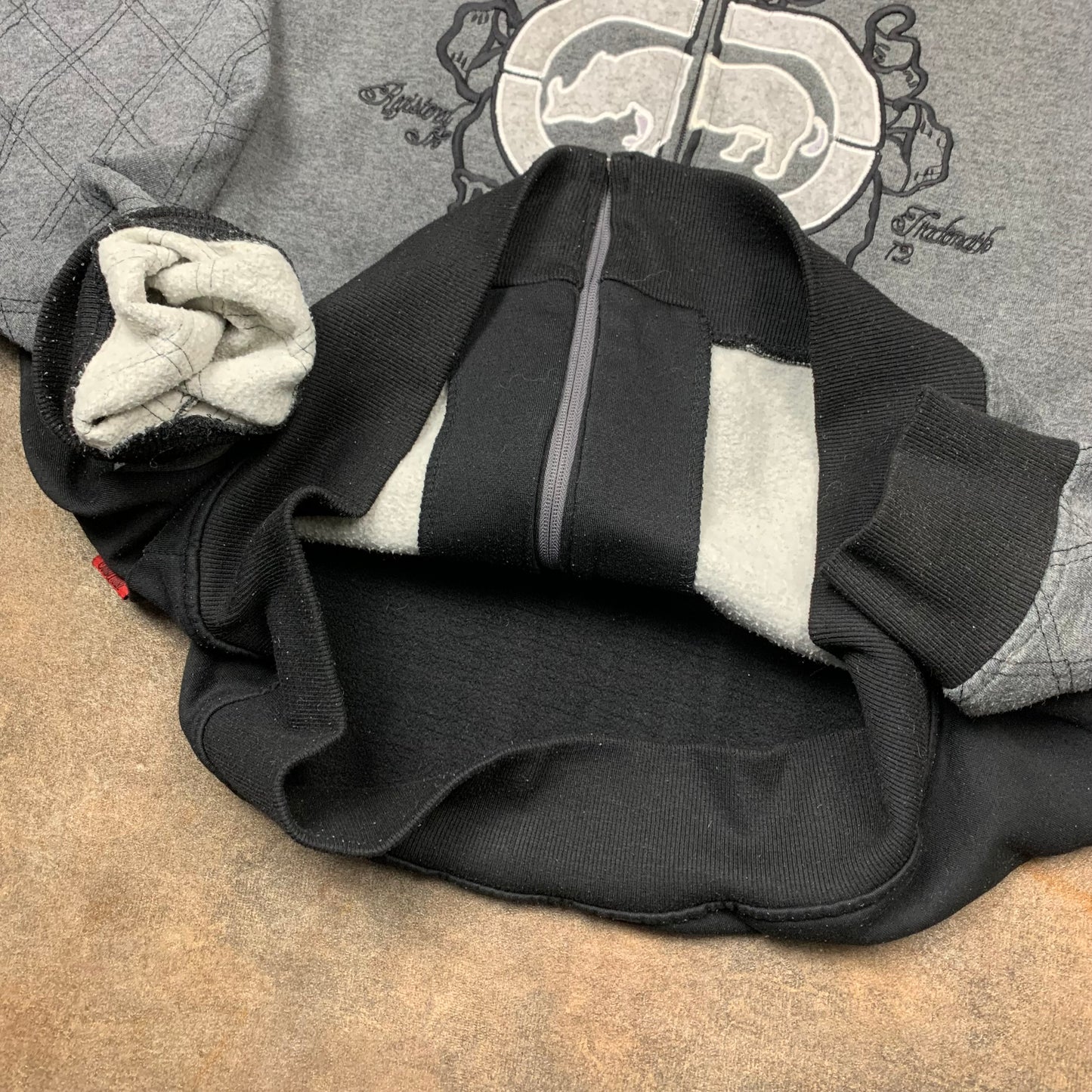 Ecko Unltd 00s grey black grunge hoodie (XL)