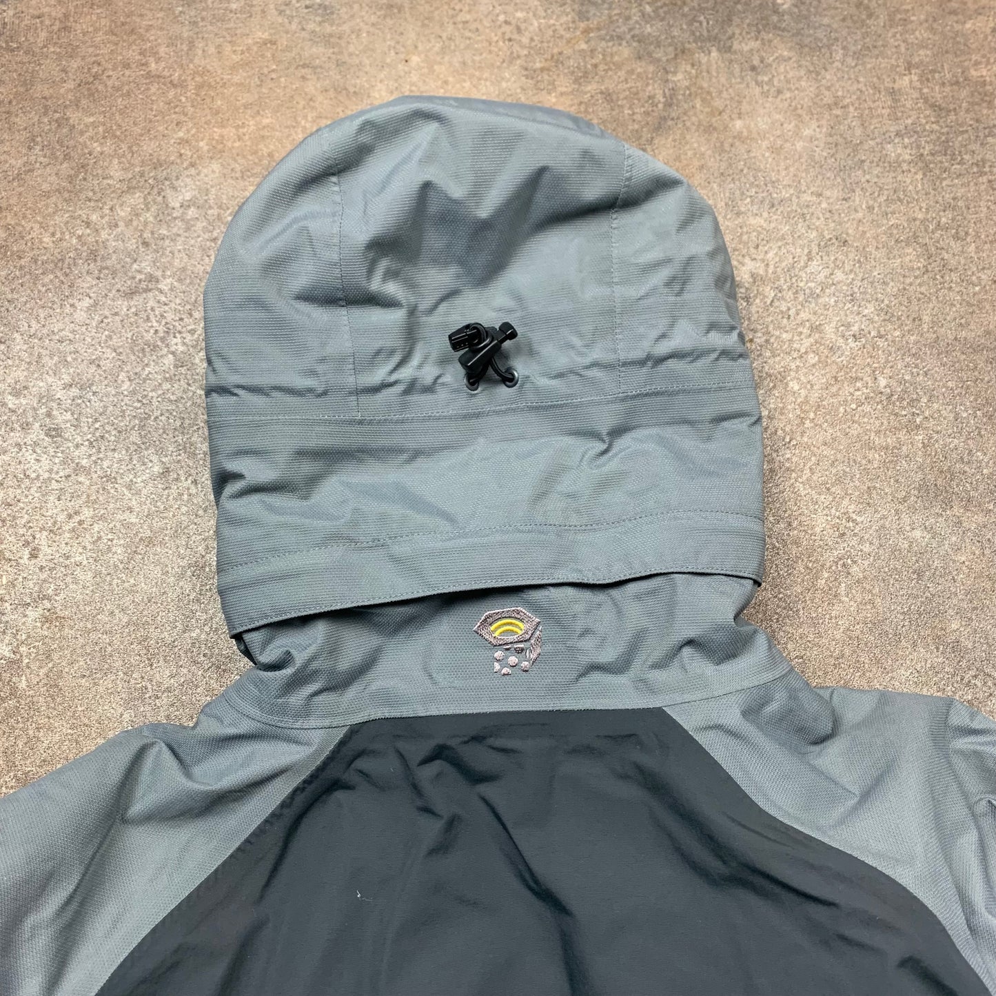 Mountain Hardwear Conduit utilised jacket (M)