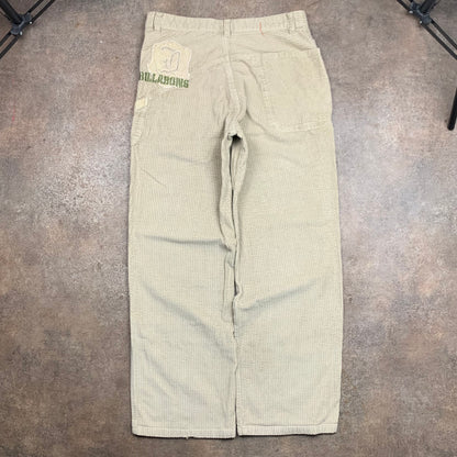 Billabong 00s corduroy graphic jeans (30")