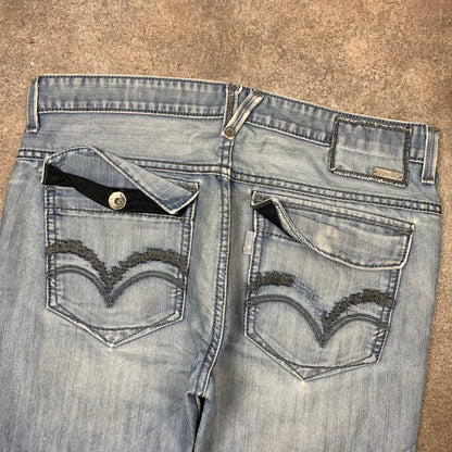 Levi's Silvertab 00s slim fit ripped jeans (32")