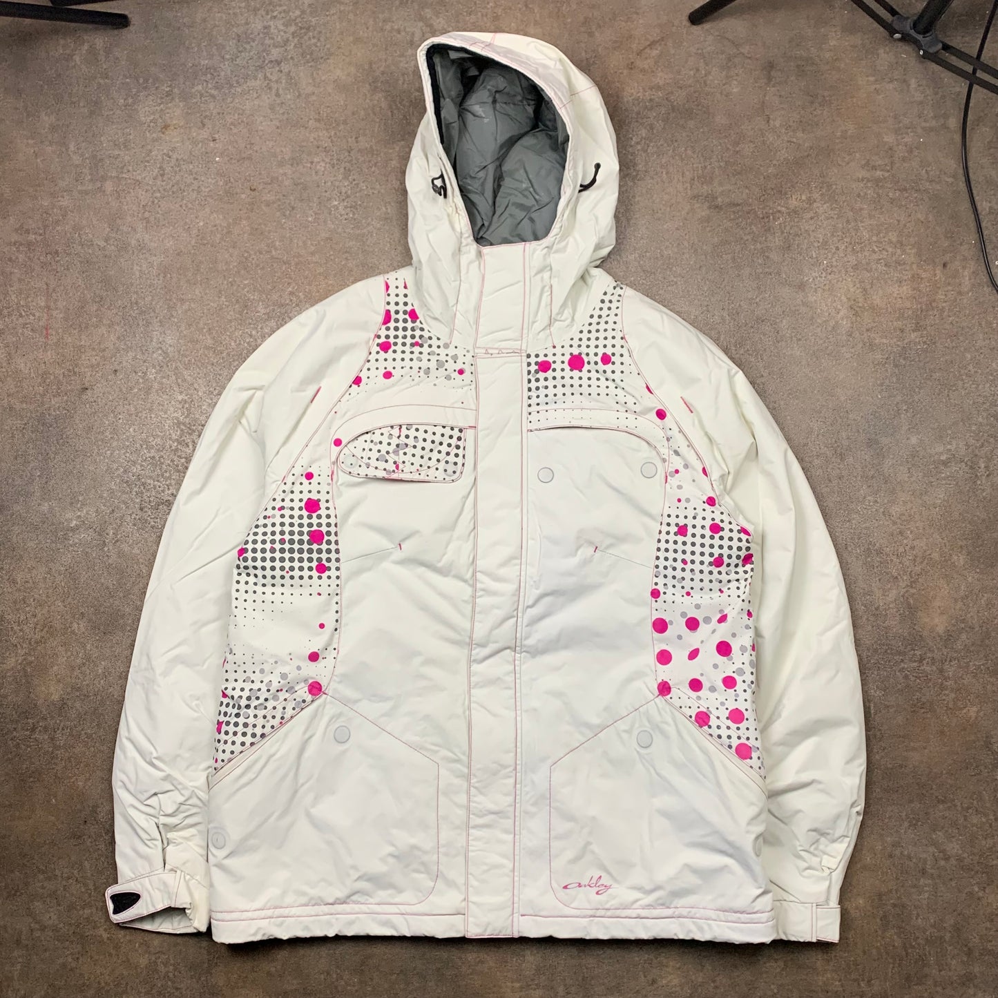 Oakley 00s Women's Road Fuel jacket (XL)