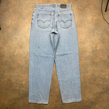 Levi's Silvertab 00s baggy pale jeans (36")