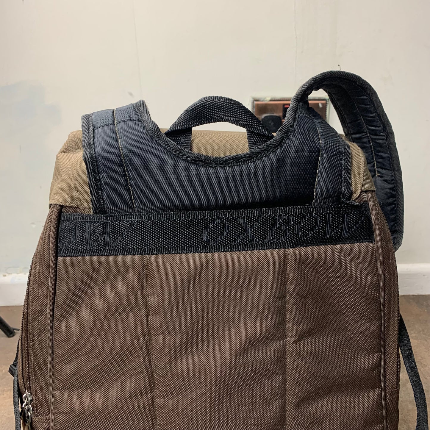 Oxbow 90s brown backpack