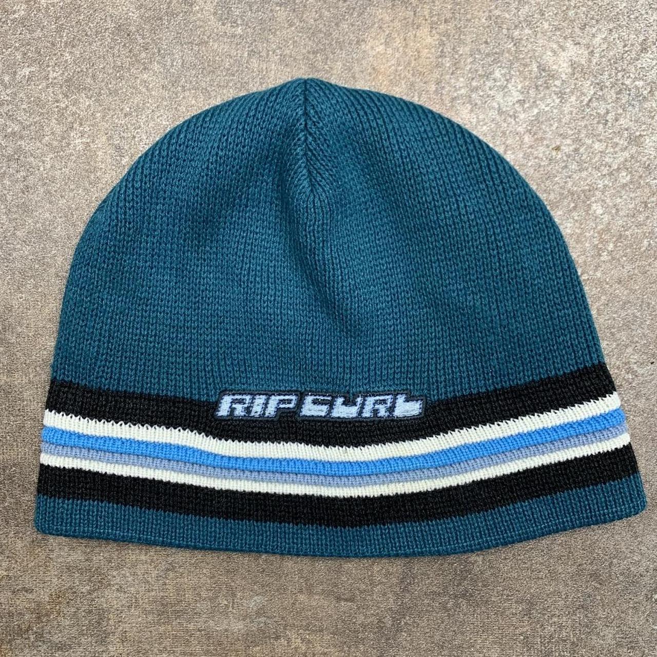 Rip Curl 90s graphic blue skully beanie