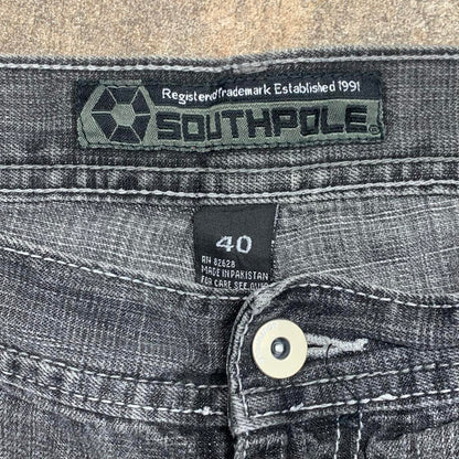 Southpole 00s red tab baggy jorts (40")