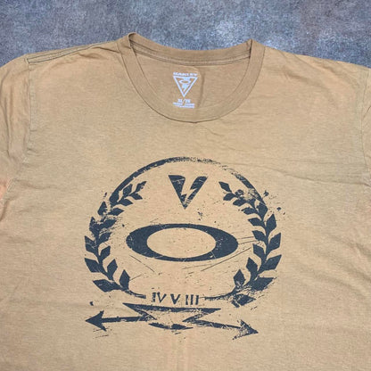 Oakley Elite 00s mustard yellow graphic tee