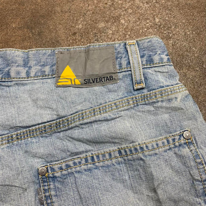 Levi's Silvertab 90s carpenter baggy pale blue denim jorts